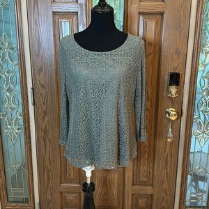 006 Chico’s Green Top